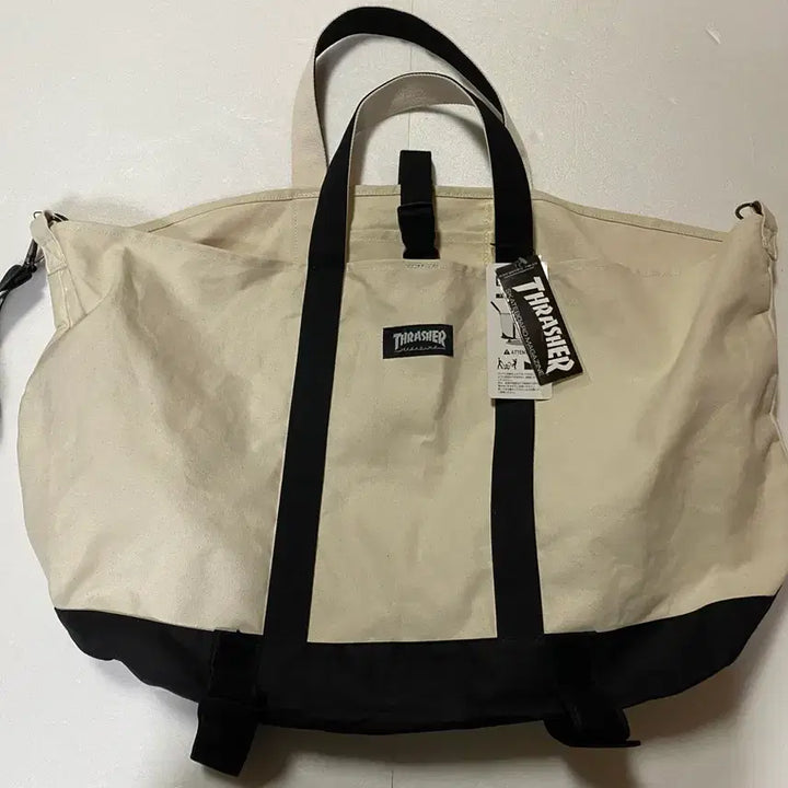 [BUNJANG] Thrasher Tote Bag + Keyring Set / Thrasher 토드백+키링(새상품)