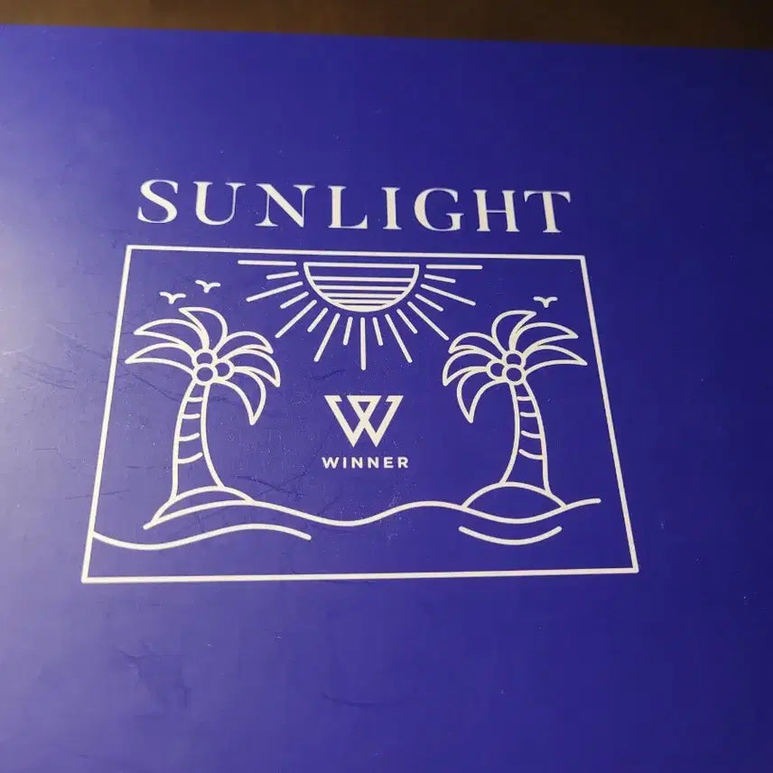 [BUNJANG] Winner Hawaii Photobook (Photocard Excluded) / 위너 하와이 포토북