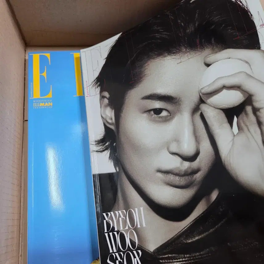 [BUNJANG] Lee Jun Hyeok Elle Magazine March 2024 / 이준혁 엘르 잡지 양도