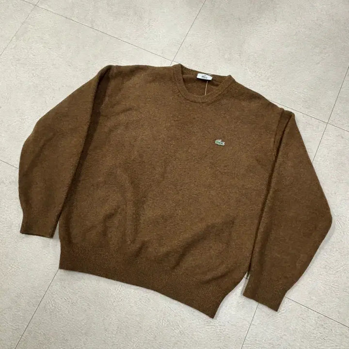 [BUNJANG] Lacoste Brown Small Logo Knit / 라코스테 브라운 스몰로고 니트