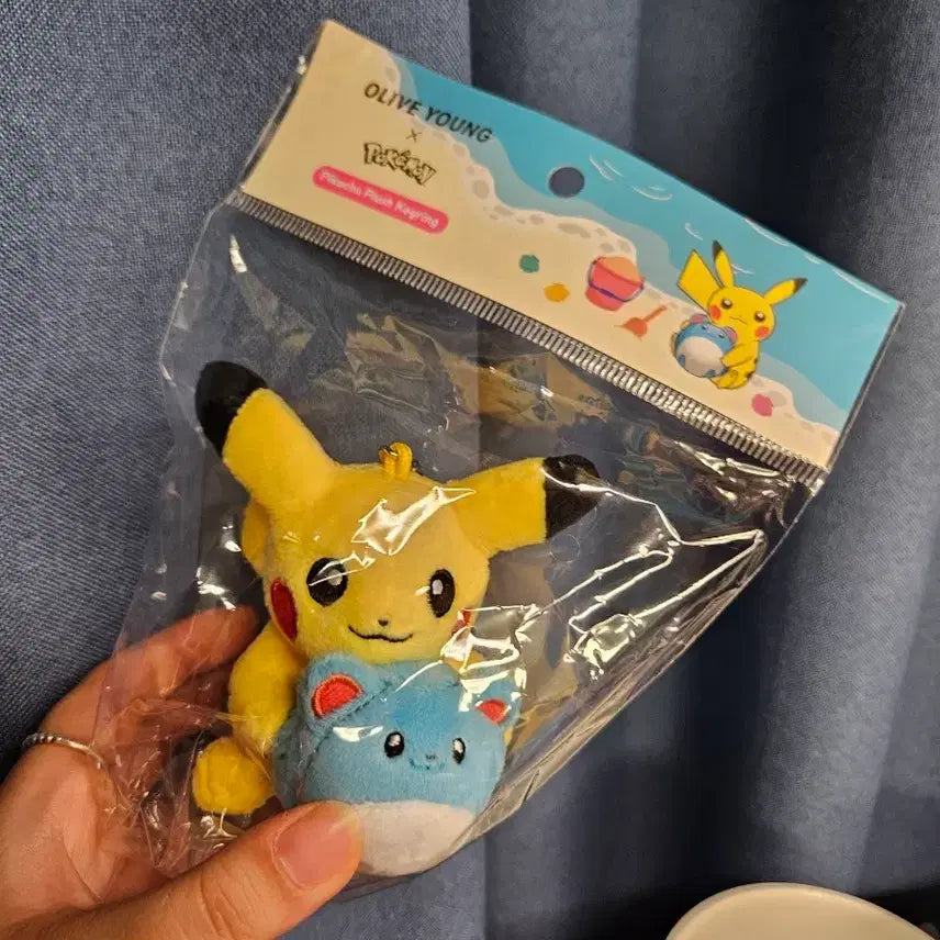 [BUNJANG] Olive Young x Pokémon Pikachu Limited Edition Collaboration Pouch / 올리브영 포켓몬 피카츄 한정판 콜라보 마릴 키링 인형