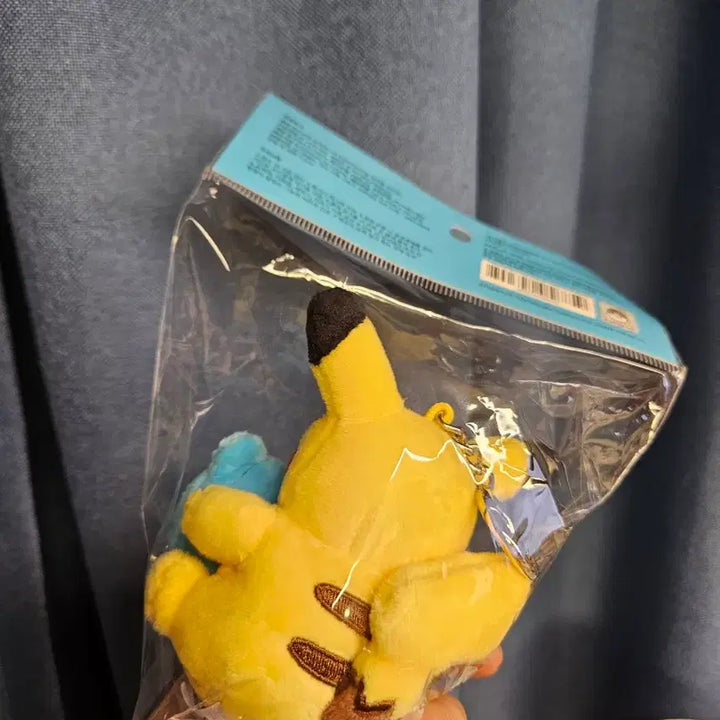[BUNJANG] Olive Young x Pokémon Pikachu Limited Edition Collaboration Pouch / 올리브영 포켓몬 피카츄 한정판 콜라보 마릴 키링 인형