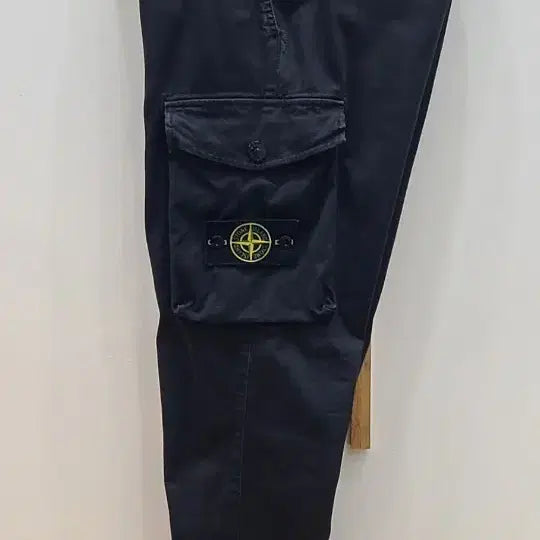[BUNJANG] Stone Island Black Cargo Pants (Size 32-33) / 스톤아일랜드 블랙 카고 팬츠 32~33