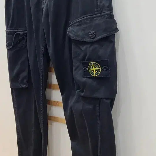 [BUNJANG] Stone Island Black Cargo Pants (Size 32-33) / 스톤아일랜드 블랙 카고 팬츠 32~33