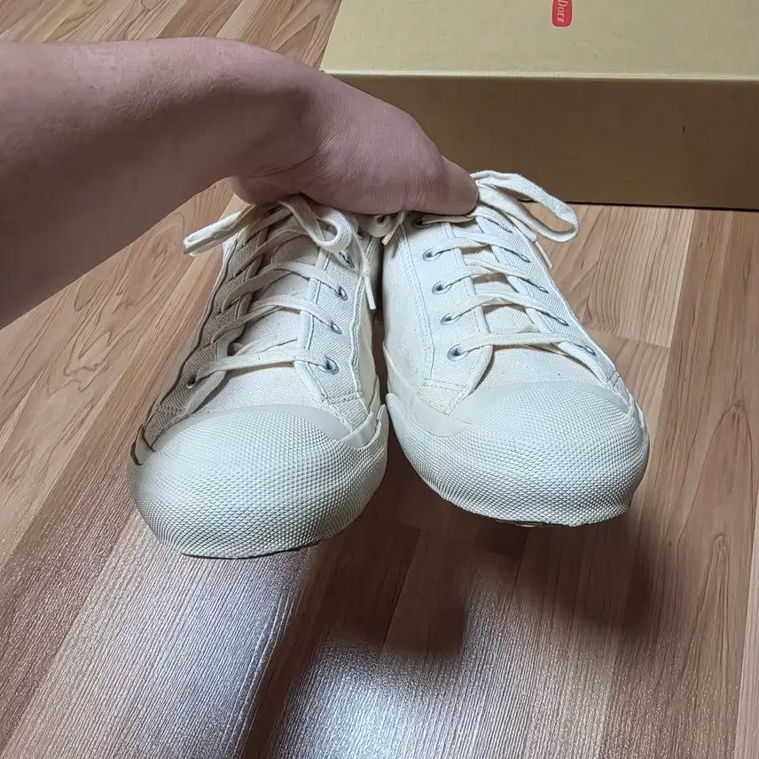 [BUNJANG] Doek Shoes Court Ecru Size 270 / 둑슈즈 Doek Shoes 코트 에크루 270