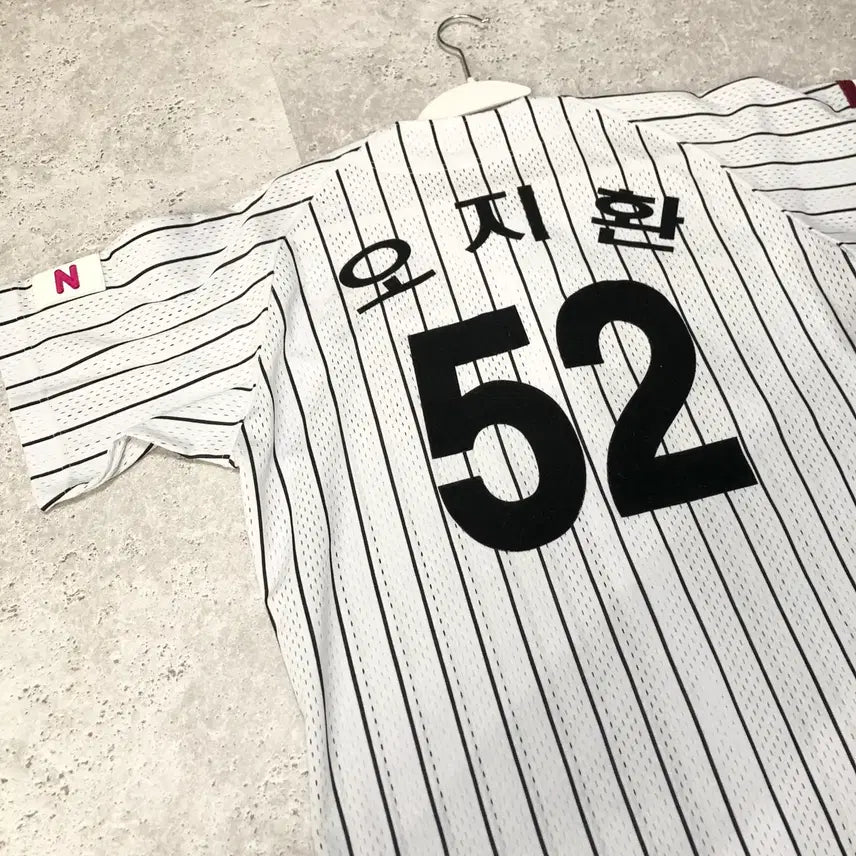 [SOLD OUT] LG 트윈스 유니폼 야구 오지환 상태최상