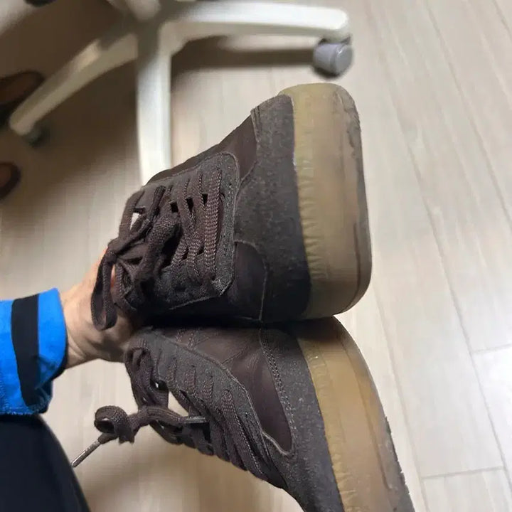 [BUNJANG] GU Brown Suede German Army Leather Sneakers / GU 갈색 스웨이드 독일군 가죽 운동화