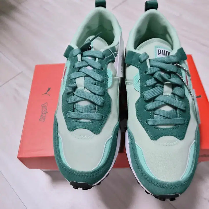 [BUNJANG] Puma Future Rider x Pokémon Collaboration Mint Sneakers / 푸마 Future Rider 포켓몬 콜라보 민트 운동화