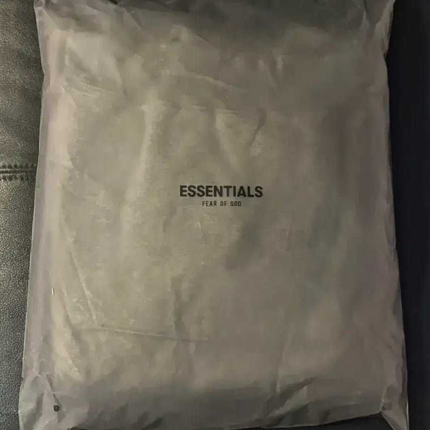 [BUNJANG] Fear of God Essentials Hoodie / [새상품][오늘만이가격] 피어오브갓 에센셜 후드