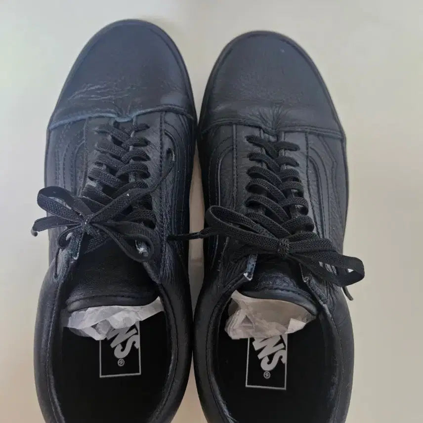 [BUNJANG] Vans Old Skool Black Leather Sneakers / 반스 올드스쿨 블랙 레더 스니커즈