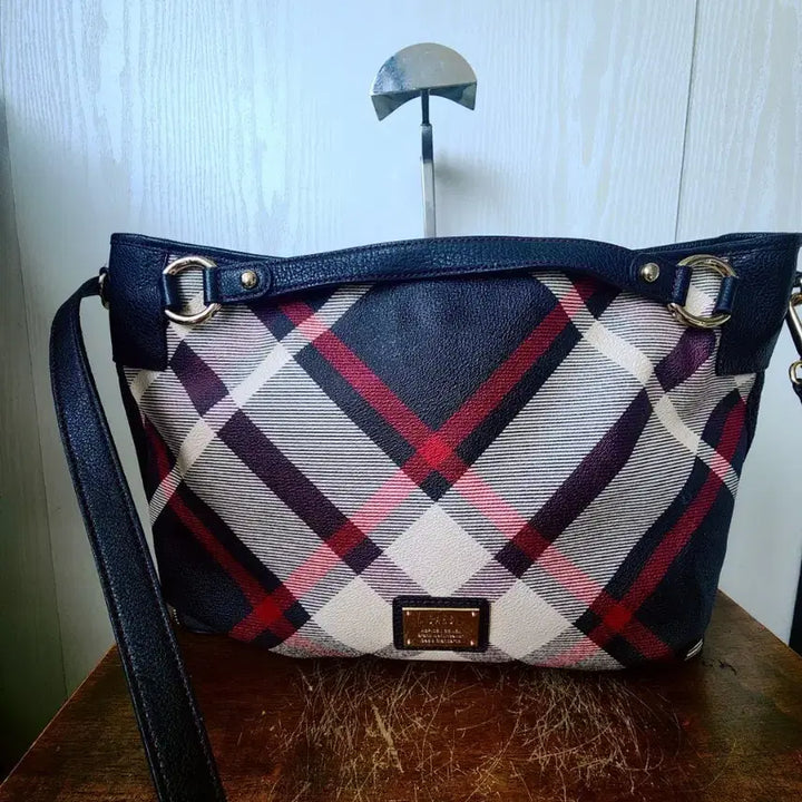 [BUNJANG] Daks Checked Crossbody Bag / 닥스 체크무늬 크로스백 가방