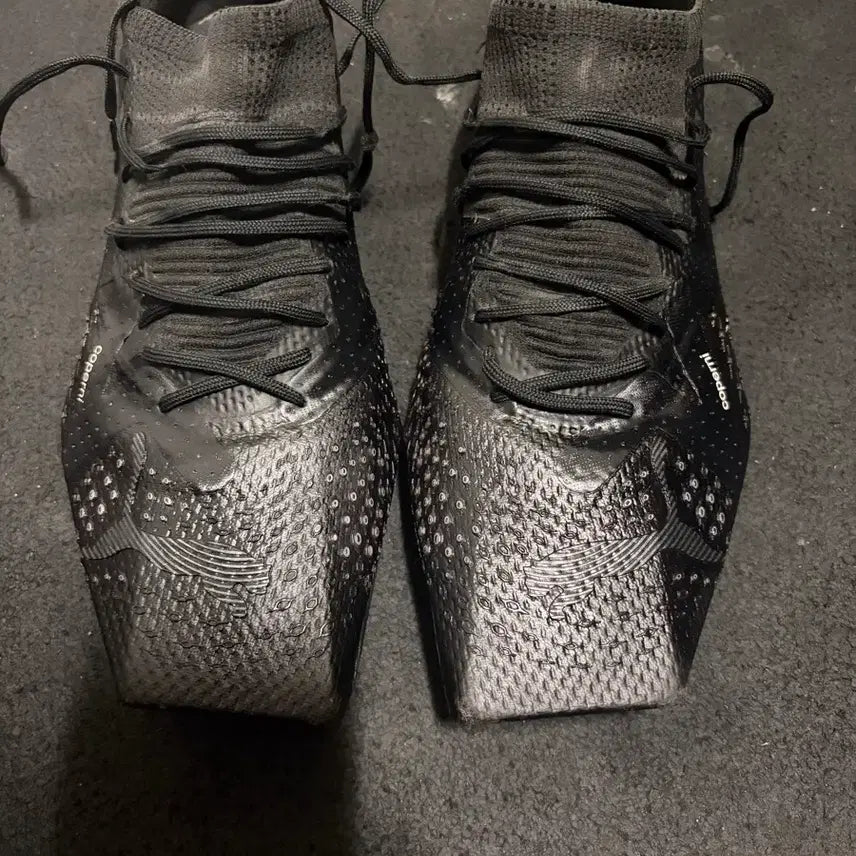 [BUNJANG] Puma x Coperni 90SQR Black Sneakers / 푸마 x 코페르니 90SQR 블랙 270