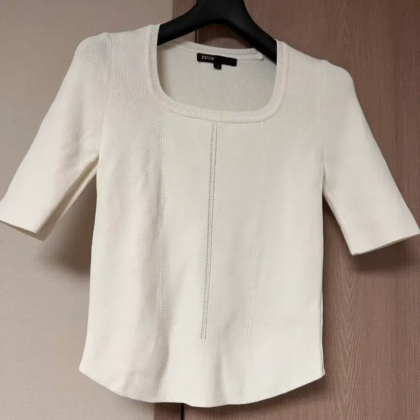 [BUNJANG] Maje Half Sleeve Ribbed Knit Top Size 36 / 마쥬 maje 하프슬리브 리브드 니트탑 36 새상품