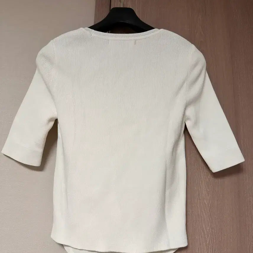 [BUNJANG] Maje Half Sleeve Ribbed Knit Top Size 36 / 마쥬 maje 하프슬리브 리브드 니트탑 36 새상품