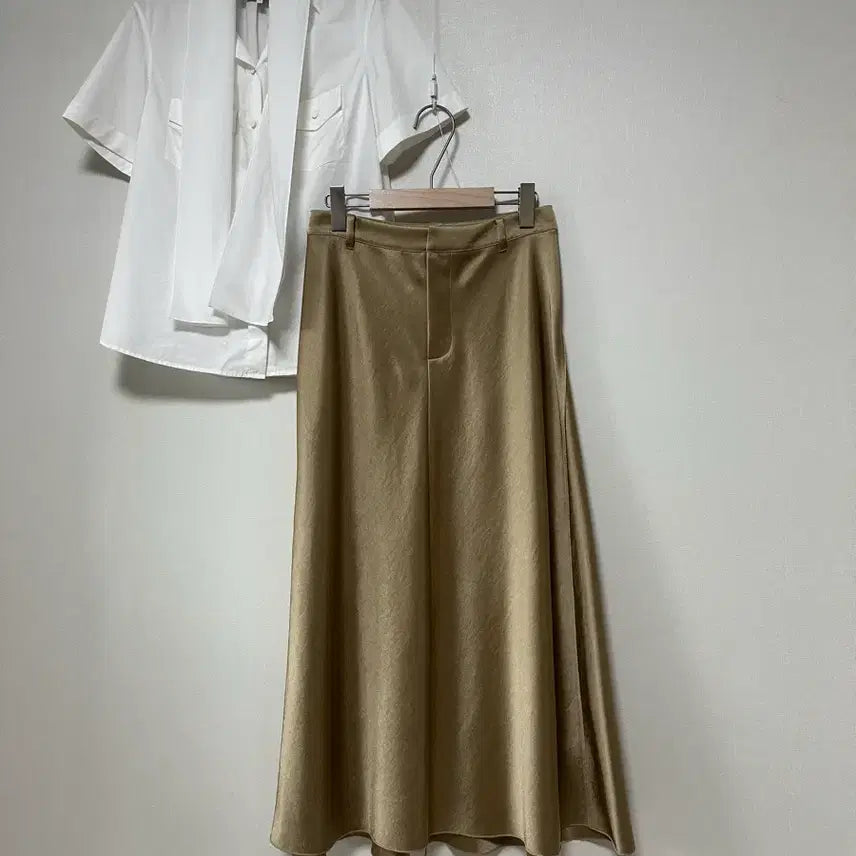 [BUNJANG] Vince24 Satin A-Line Long Skirt / 빈스24 새틴 롱 A라인 스커트