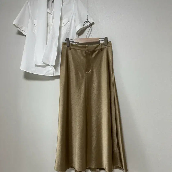 [BUNJANG] Vince24 Satin A-Line Long Skirt / 빈스24 새틴 롱 A라인 스커트