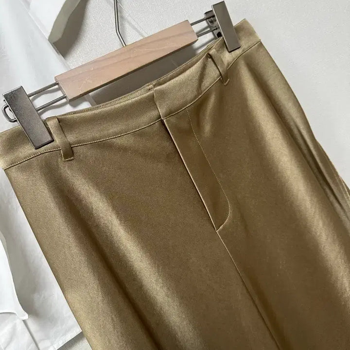 [BUNJANG] Vince24 Satin A-Line Long Skirt / 빈스24 새틴 롱 A라인 스커트