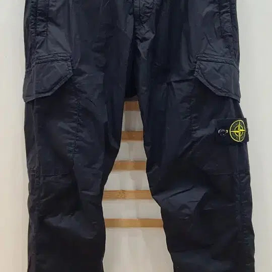 [BUNJANG] Stone Island Black Nylon Cargo Jogger Pants / 스톤아일랜드 블랙 나일론조거팬츠 30,32