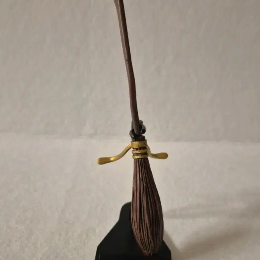 [BUNJANG] Harry Potter Broomstick Collection Gacha Set / 해리포터 빗자루 컬렉션 가챠 4종 세트(새상품)