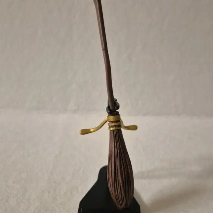 [BUNJANG] Harry Potter Broomstick Collection Gacha Set / 해리포터 빗자루 컬렉션 가챠 4종 세트(새상품)