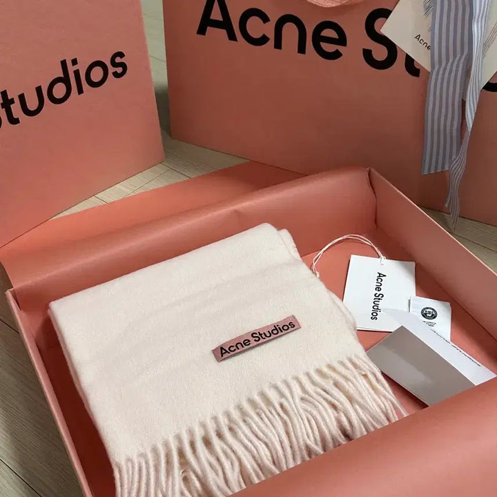 [BUNJANG] Acne Studios Scarf / 아크네스튜디오 머플러