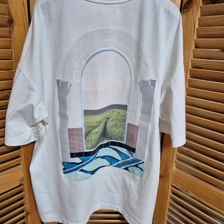[BUNJANG] Time Homme Graphic T-Shirt / 타임옴므 백 그래픽 반팔티 100