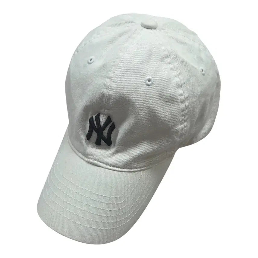 [BUNJANG] MLB New York Yankees White Ball Cap / (바배) MLB 뉴욕양키즈 화이트 볼캡 모자