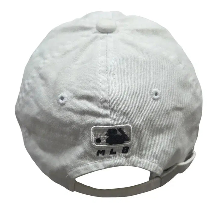 [BUNJANG] MLB New York Yankees White Ball Cap / (바배) MLB 뉴욕양키즈 화이트 볼캡 모자