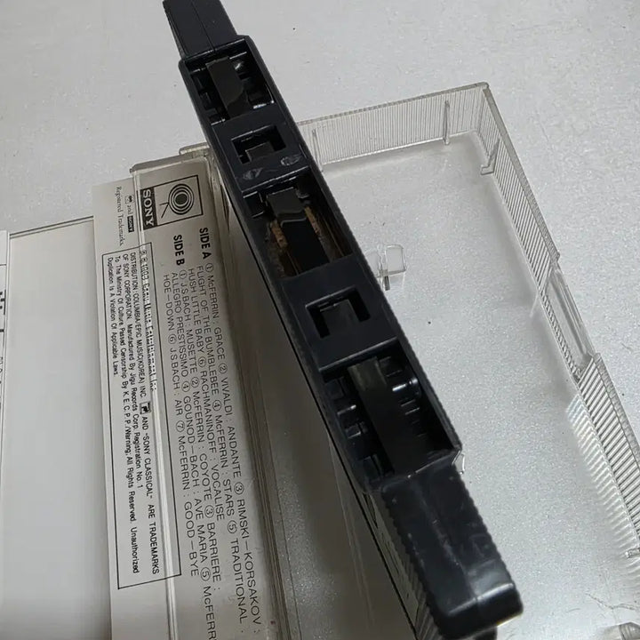 [BUNJANG] Yo-Yo Ma &amp; Bobby McFerrin Hush Cassette Tape / 요요 마 YoYo Ma &amp; Bobby McFerrin - Hush