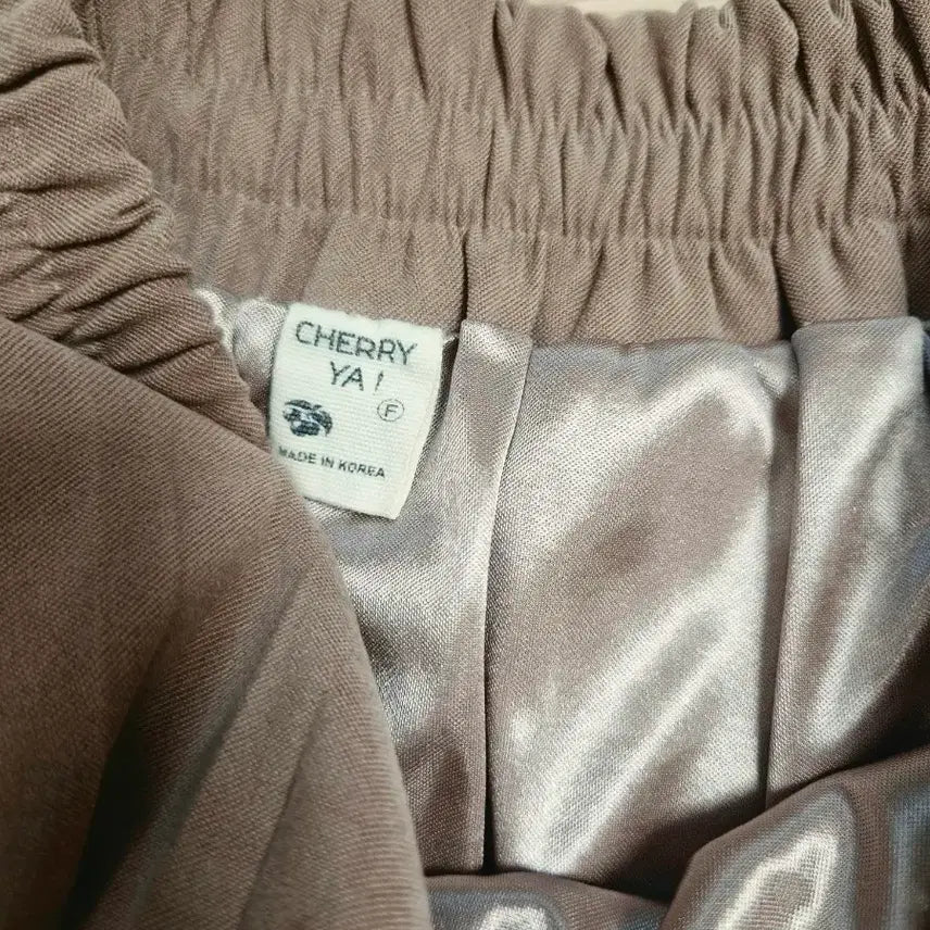 [BUNJANG] Beige Pleated Mini Skirt (Free Size) / 베이지 플리츠 스커트 Free