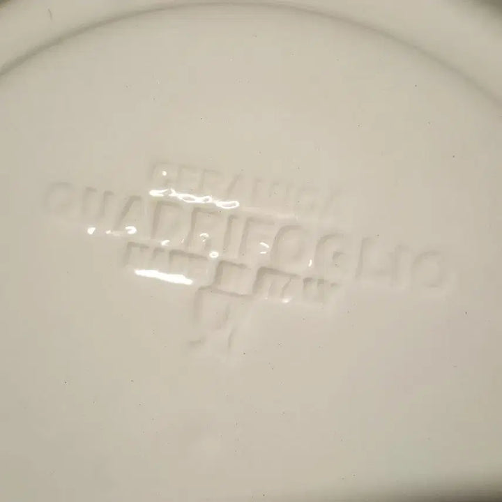 [BUNJANG] Italian Ceramic Plate 25.8cm Diameter / 이태리 도자기 지름25.8cm