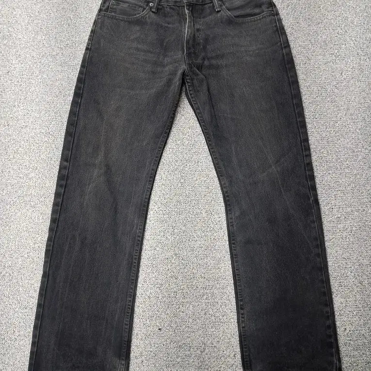 [SOLD OUT] 리바이스 505블랙 스트레이트핏 청바지33