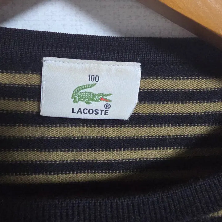[BUNJANG] Lacoste 100% Wool Striped Round Knit (Size 100) / [정품] 라코스테 울 100% 스트라이프 라운드 니트 (100)