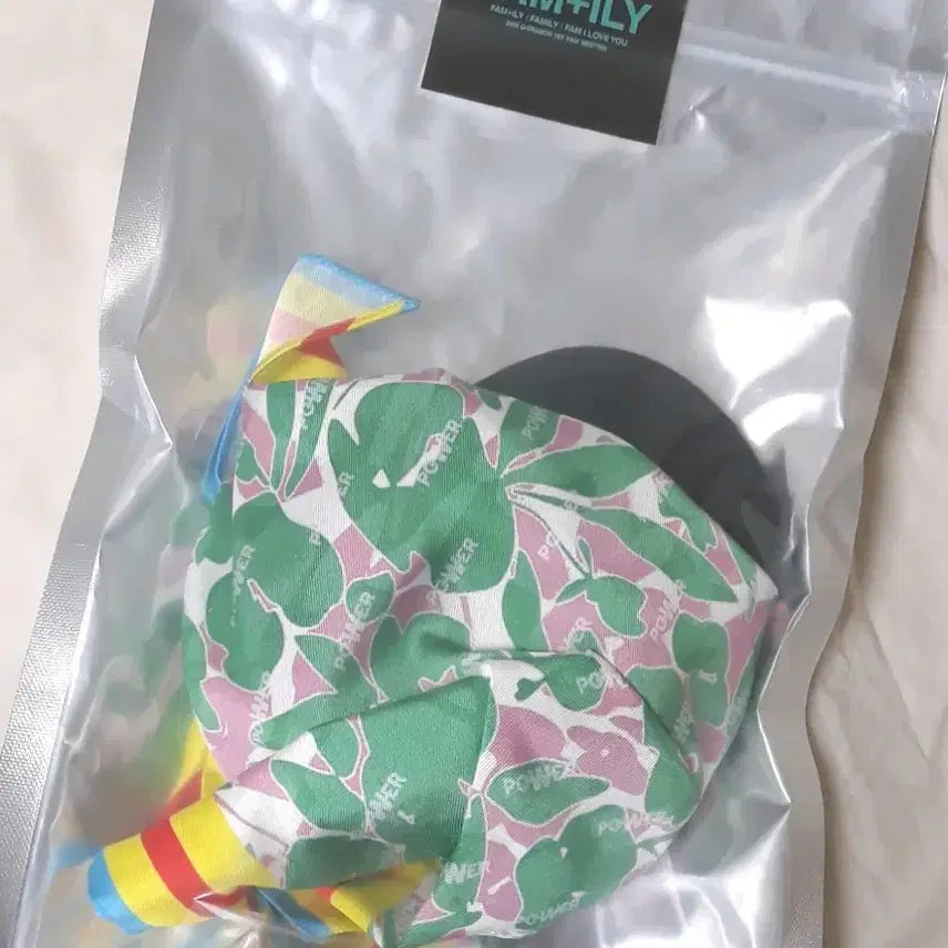 [BUNJANG] G-Dragon Fanmeeting Goods Lightstick Scarf Cap Hat / 지드래곤 팬미팅 MD 응원봉 스카프 캡 모자 급전 판매 지디