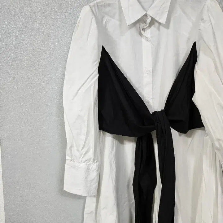 [BUNJANG] Colorblock Front-Tie Cotton Shirt Dress (Size M-L) / 배색 앞묶음 셔츠형 코튼원피스 66~77