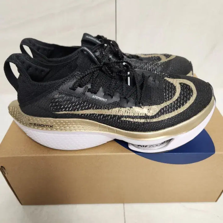 [BUNJANG] Nike Air Zoom Alphafly NEXT% 2 Black Metallic Gold Running Shoes / 나이키 알파플라이2 블랙 메탈릭골드 275