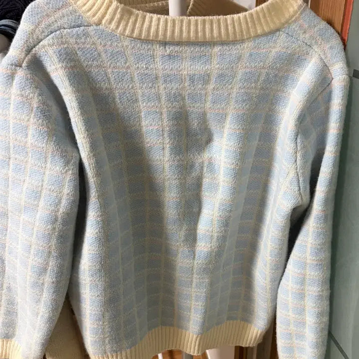 [BUNJANG] CREATORE Check Pattern V-Neck Cardigan / CREATORE 체크 패턴 브이넥 가디건