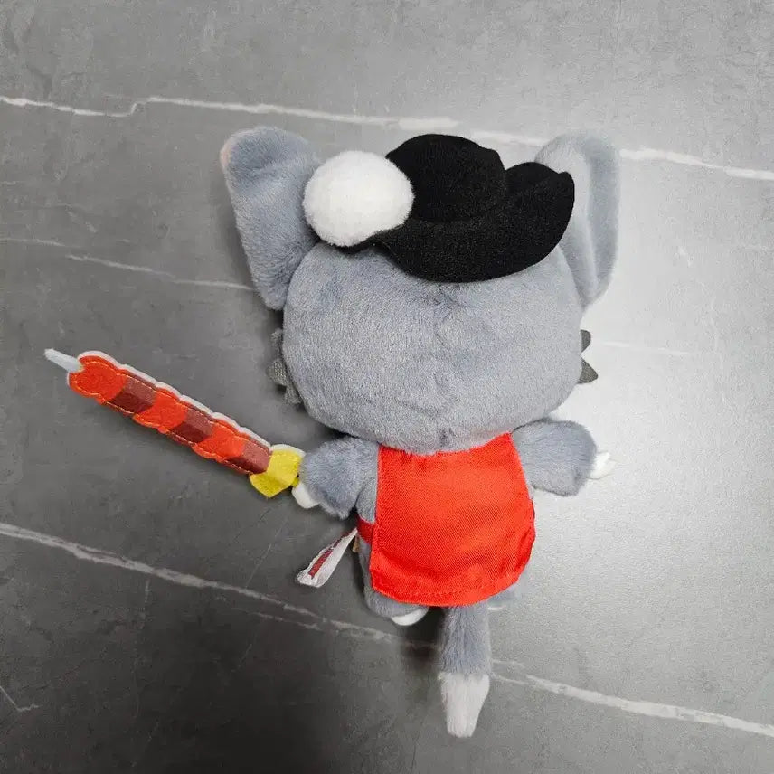 [BUNJANG] Tom &amp; Jerry Tom with Skewer Plush / 톰과 제리 꼬치 들고있는 톰
