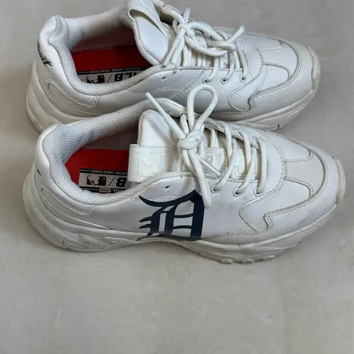 [BUNJANG] MLB Detroit Big Ball Chunky Sneakers 235mm / MLB 디트로이트 빅볼 청키 운동화 235mm