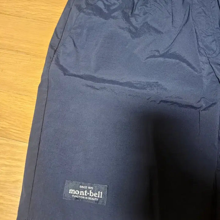 [BUNJANG] Montbell Short Sleeve T-Shirt and Shorts Set - Navy / 몽벨 반팔 티셔츠 + 반바지 세트 네이비