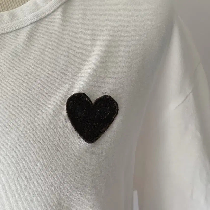 [BUNJANG] Comme des Garçons PLAY White T-Shirt (L) / 꼼데가르송 PLAY 흰색 티셔츠 L