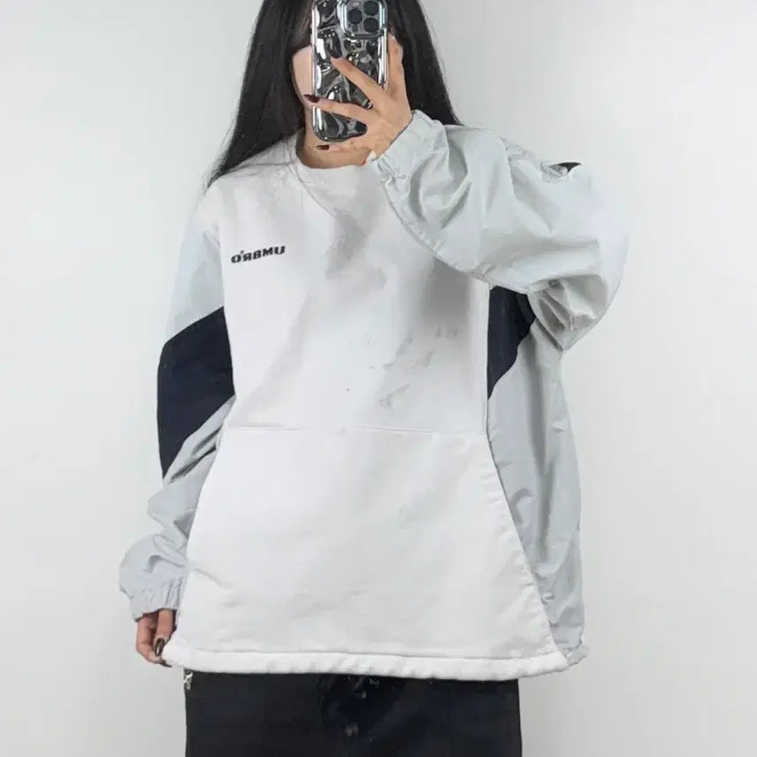 [BUNJANG] Umbro Hybrid Color Block Sweatshirt XL / 엄브로 하이브리드 배색 맨투맨 E46