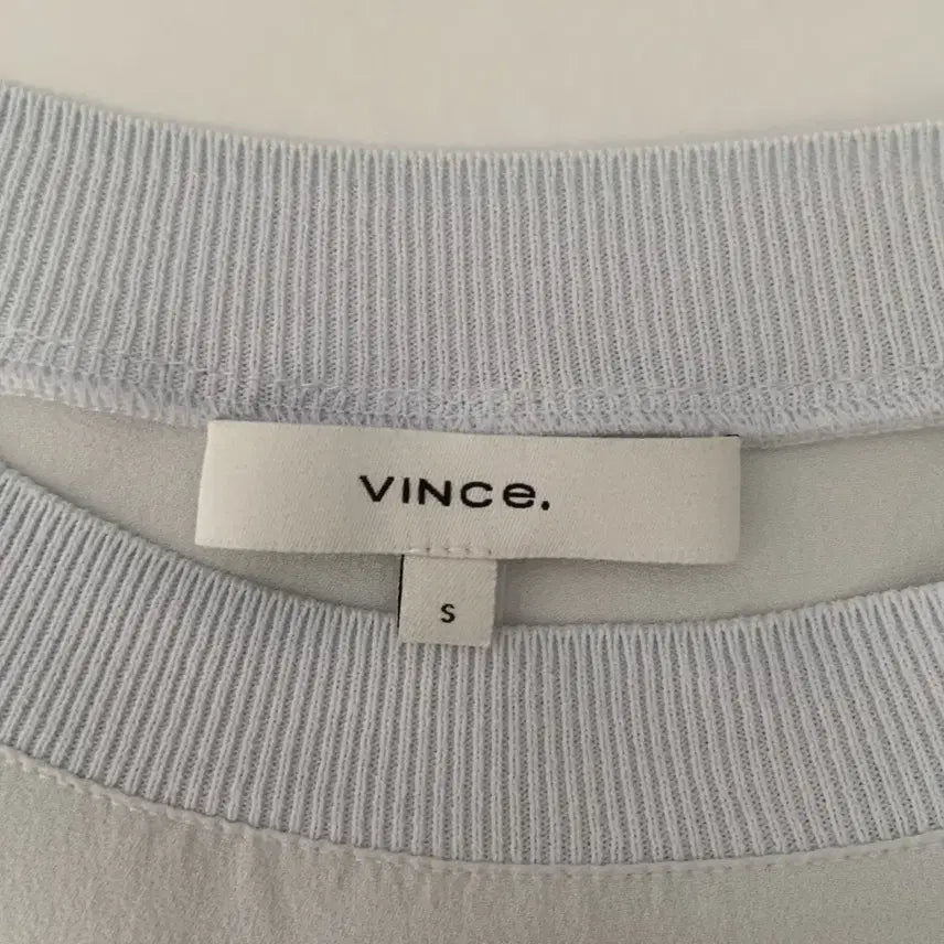 [BUNJANG] Vince Light Blue Silk Blouse / 빈스 하늘색 실크 블라우스 S