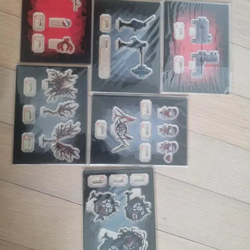 [BUNJANG] Lobotomy Corporation Phantom Acrylic Standee / 로보토미 환상체 아크릴 팝니다