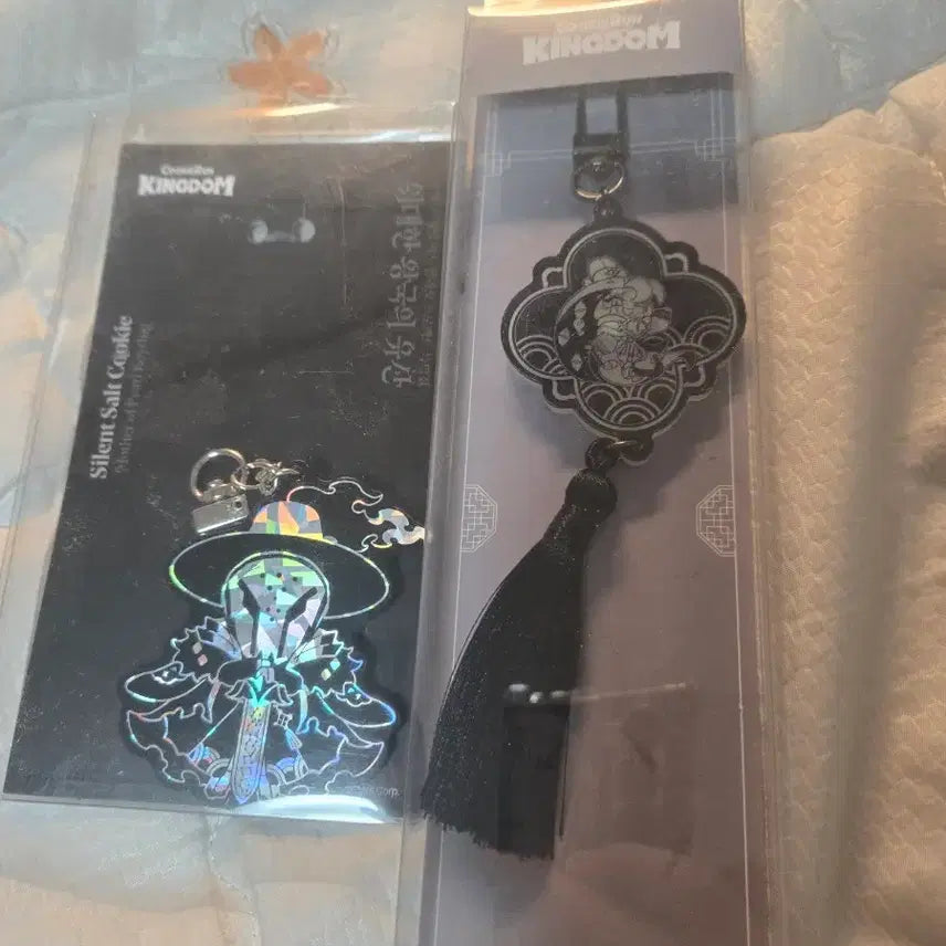 [BUNJANG] Cookie Run Kingdom Legacy Keychain / 쿠키런 킹덤 왕국의 유산 키링  입니다!