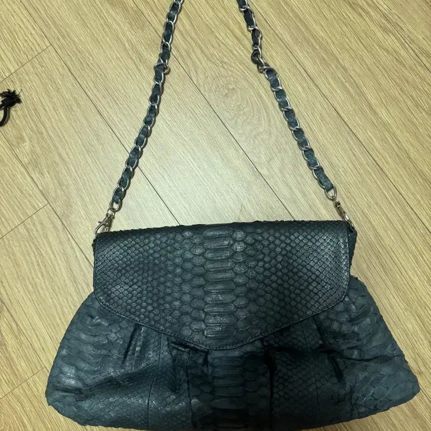 [BUNJANG] Python Pattern Shoulder Bag / 뱀피 숄더백 파이톤 패턴