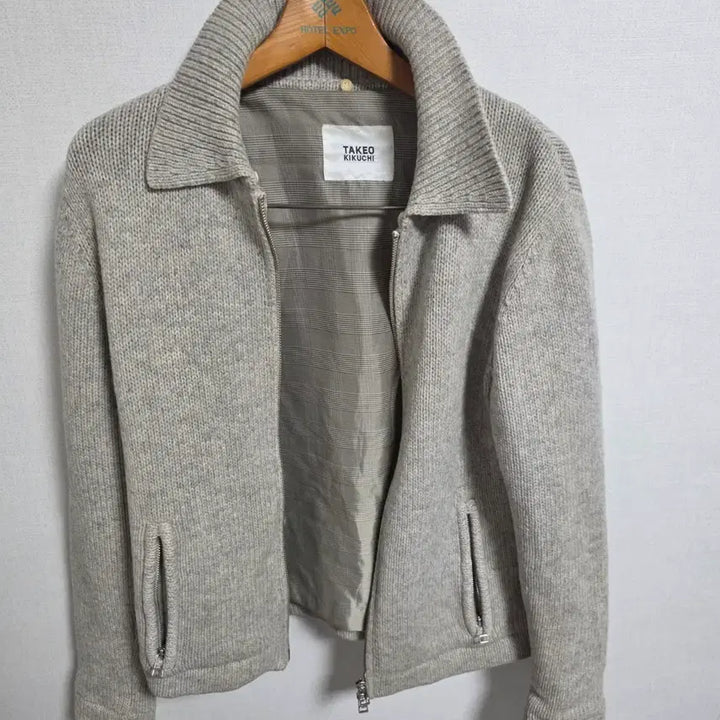 [BUNJANG] Takeo Kikuchi 100% Wool Knit Zip-Up Jacket / [정품] 타케오 키쿠치 울 100% 체크 안감 니트 집업