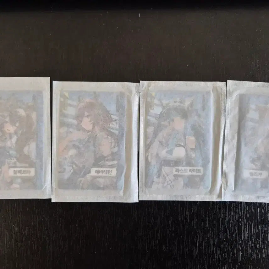 [BUNJANG] Enfield GS25 Collaboration Photocard Set / 엔드필드 GS25 콜라보 포토카드 4종 일괄로 판매합니다