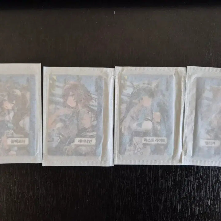 [BUNJANG] Enfield GS25 Collaboration Photocard Set / 엔드필드 GS25 콜라보 포토카드 4종 일괄로 판매합니다