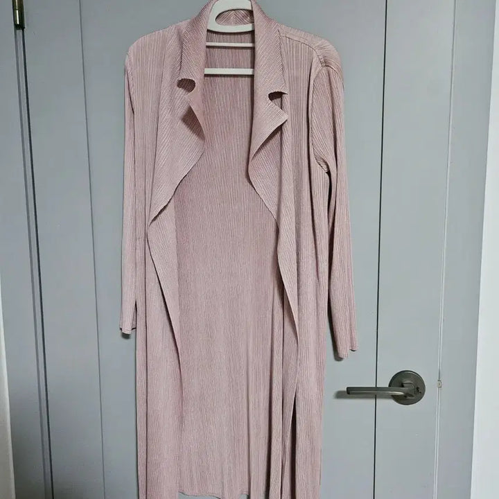 [BUNJANG] Reclara Pleated Trench Coat / 리클라라 플리츠 트렌치